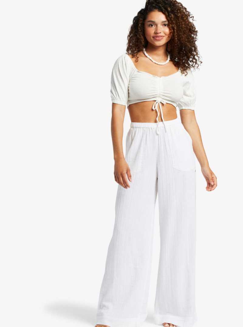 Snow White Roxy Flirty Walk Ruched Crop Top | NSMGCE460